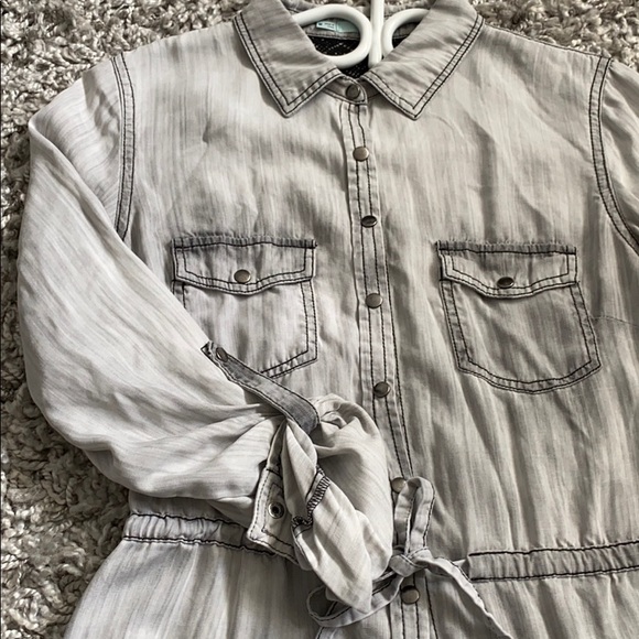 Button down dress - Picture 2 of 2